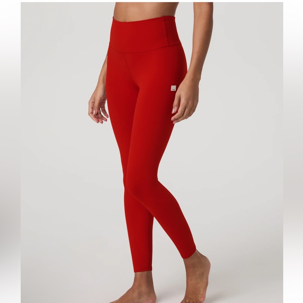 Vuori AllTheFeels Legging size Medium CHERRY RED Women's NWT 🍒 - Picture 2 of 6